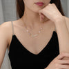 Collier personnalisé fleurs et prénom