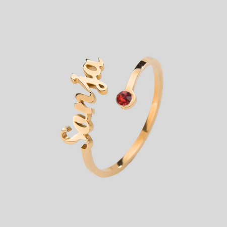 Anello con nome e pietra portafortuna