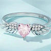 Anello a forma di cuore d'angelo