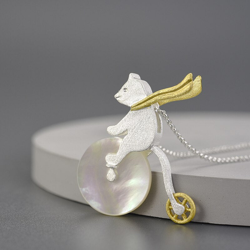 Collier pendentif Ours acrobate