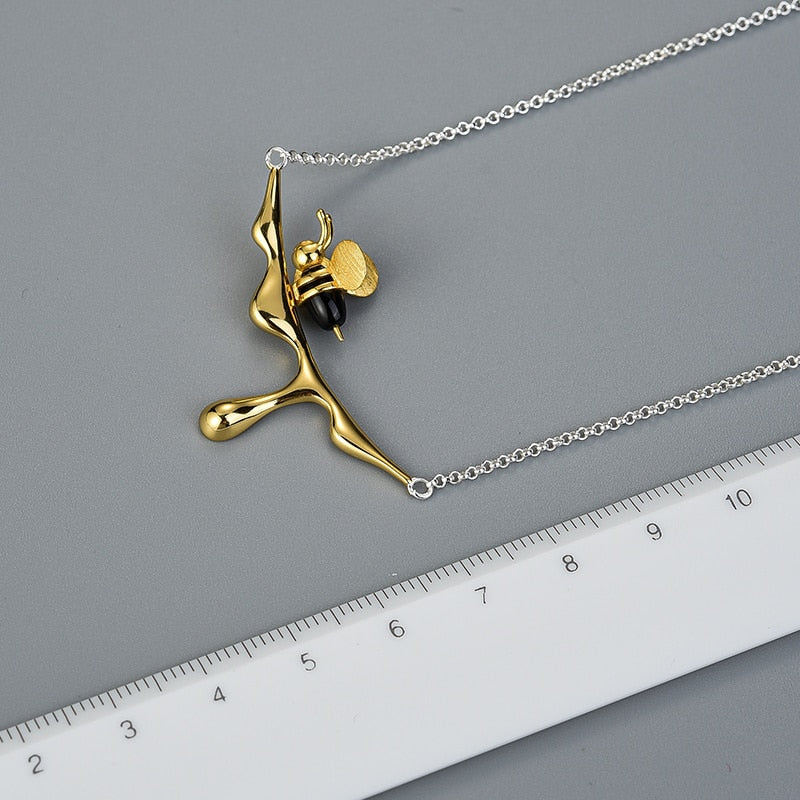 Collier Honey Bee