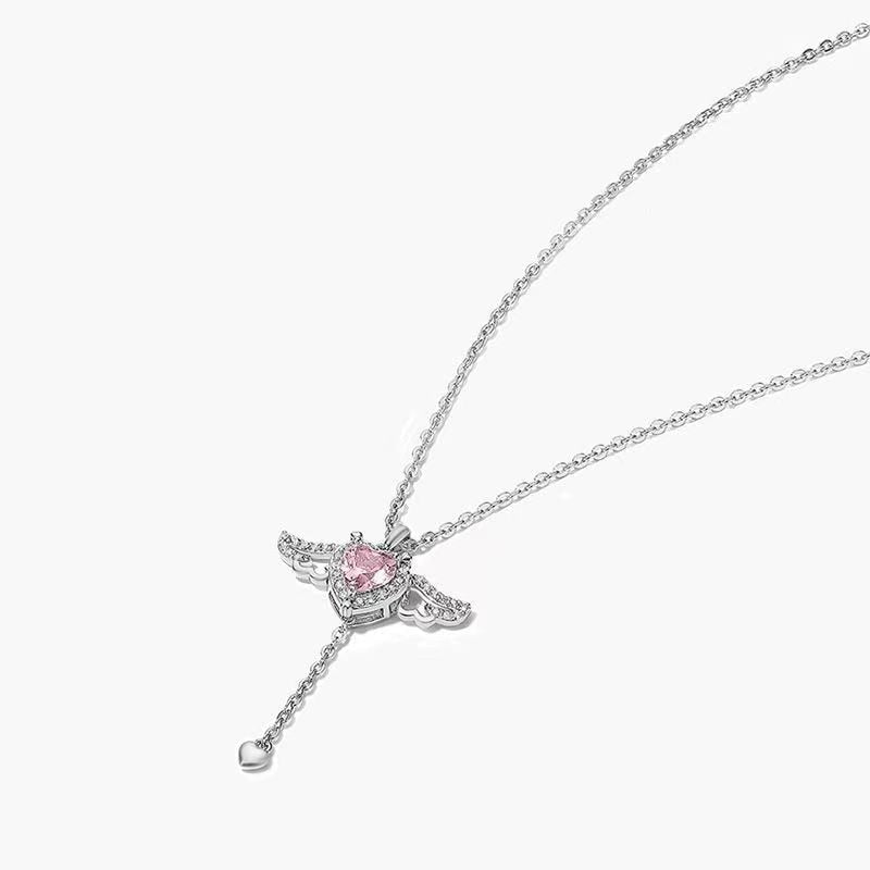 Collier pendentif Cupidon