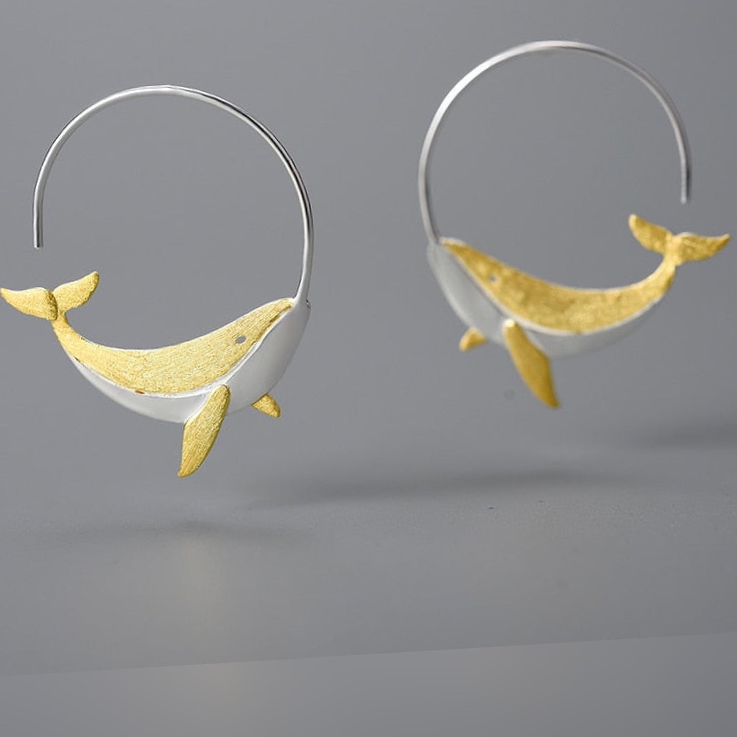 Boucles d’oreilles Baleine majestueuse