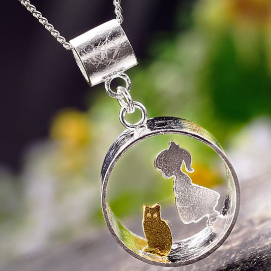 Pendentif Petite fille et son chat